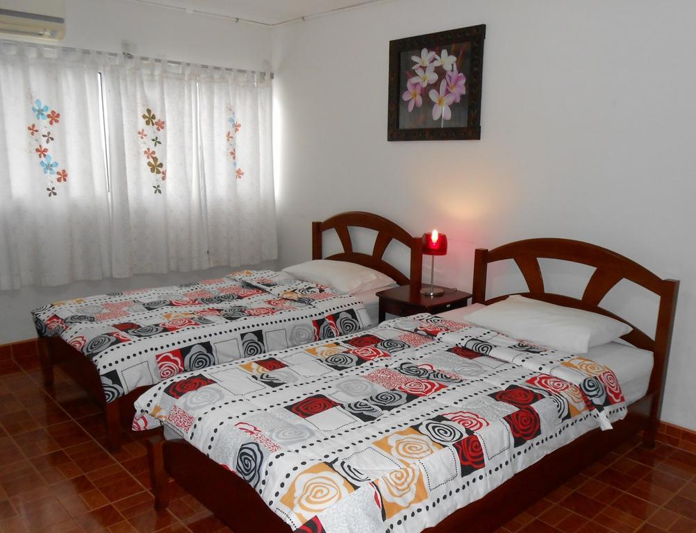 Mt-Room Pakkret Kültér fotó