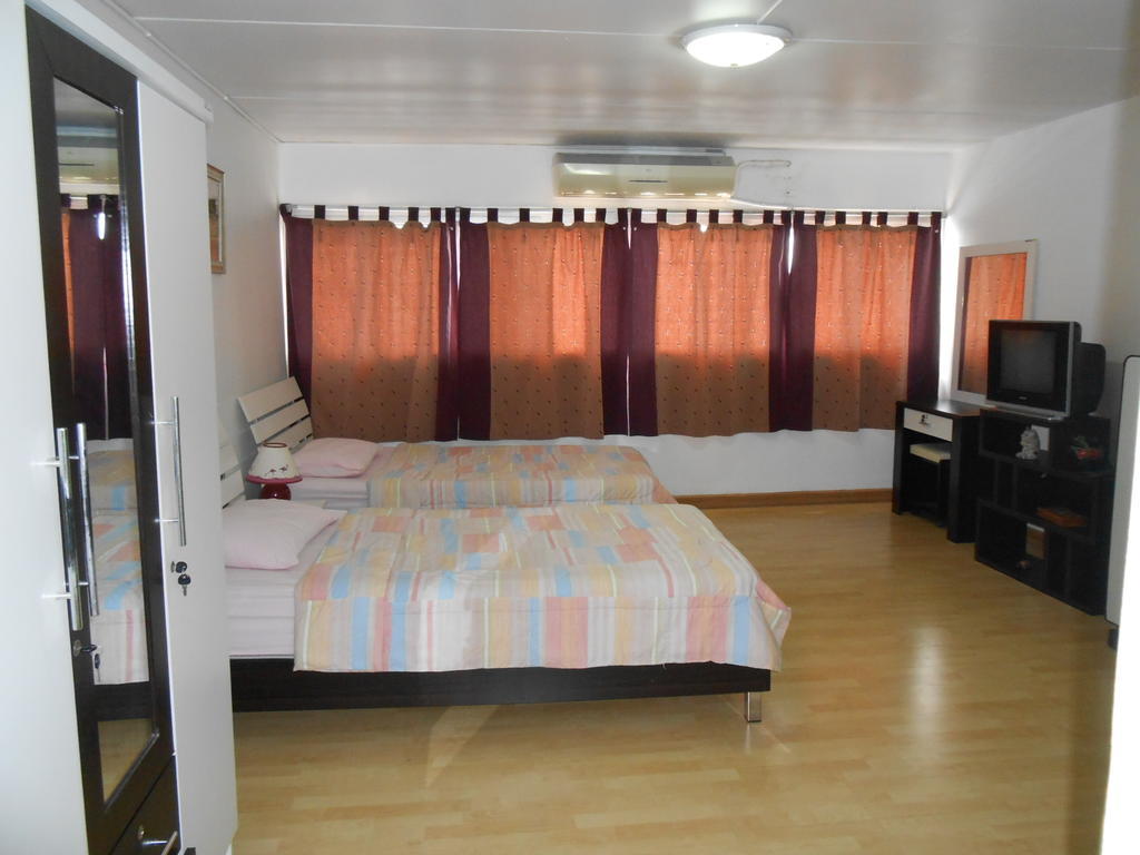 Mt-Room Pakkret Kültér fotó